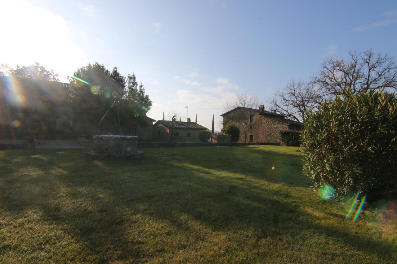 Agriturismo Poggio Bonelli Кастельнуово-Берарденга Экстерьер фото