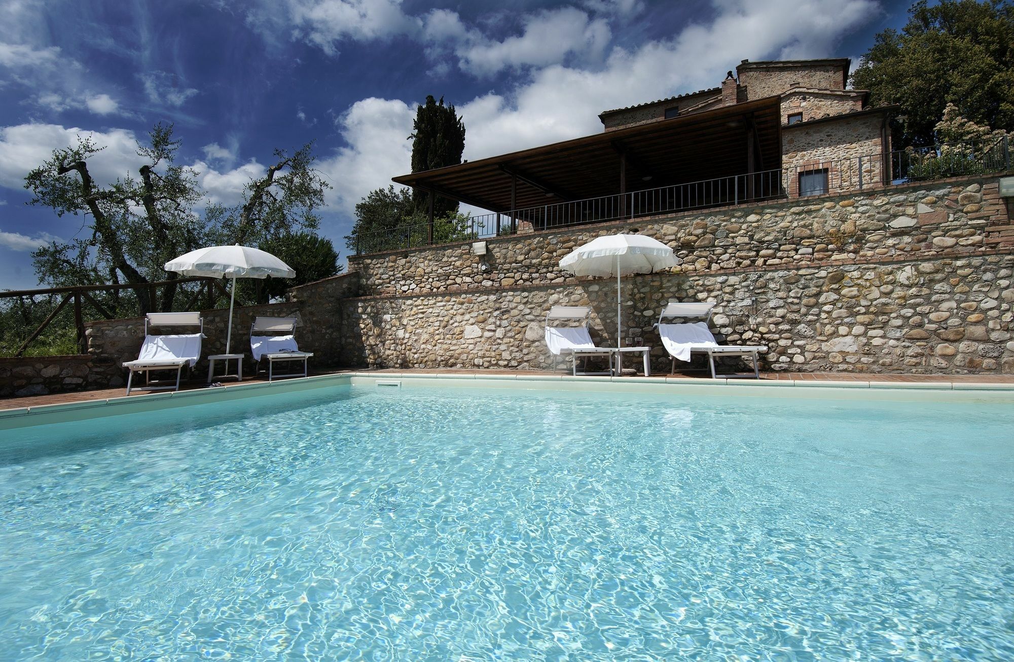 Agriturismo Poggio Bonelli Кастельнуово-Берарденга Экстерьер фото